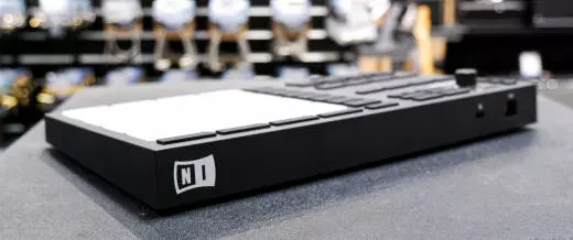 Native Instruments - Maschine Mikro MK3 Production System 2